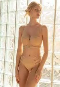 Meet your Posher, Elizabet